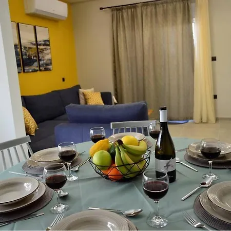 Kelly's Urban Apartment Rhodes City
